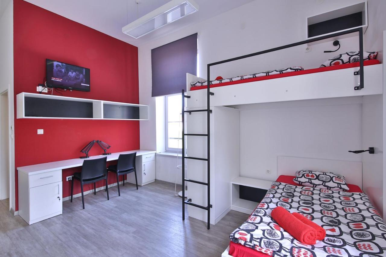 Hostel Bedem Karlovac Exterior photo