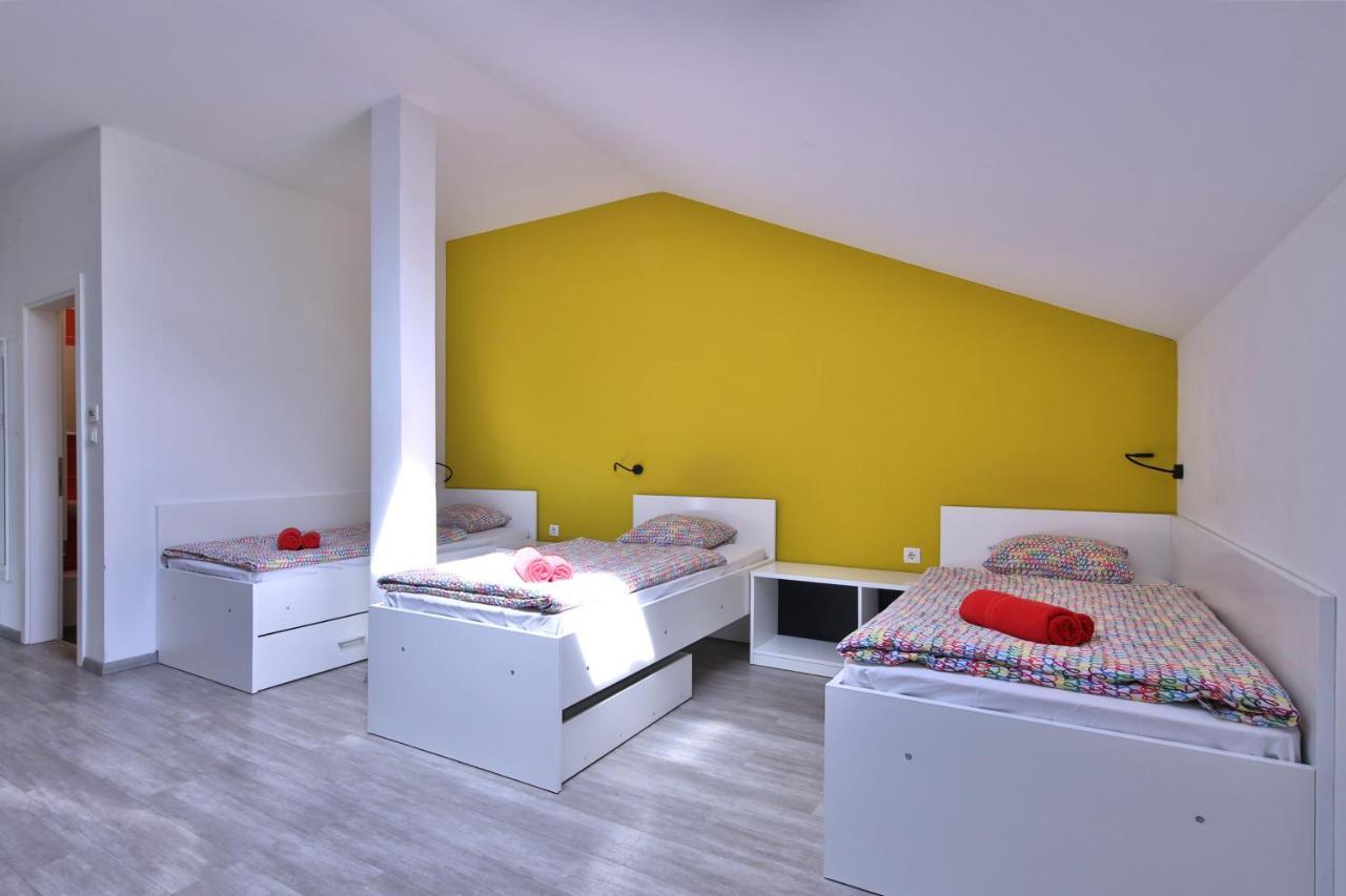 Hostel Bedem Karlovac Exterior photo